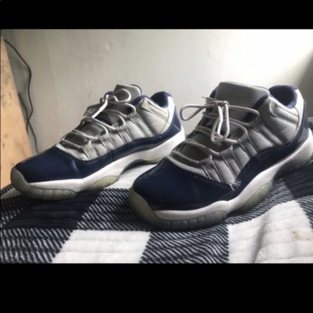 Jordan 11s